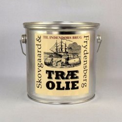 Tr&aelig;olie, indend&oslash;rs